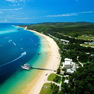 Курортный комплекс Island, Тангалума